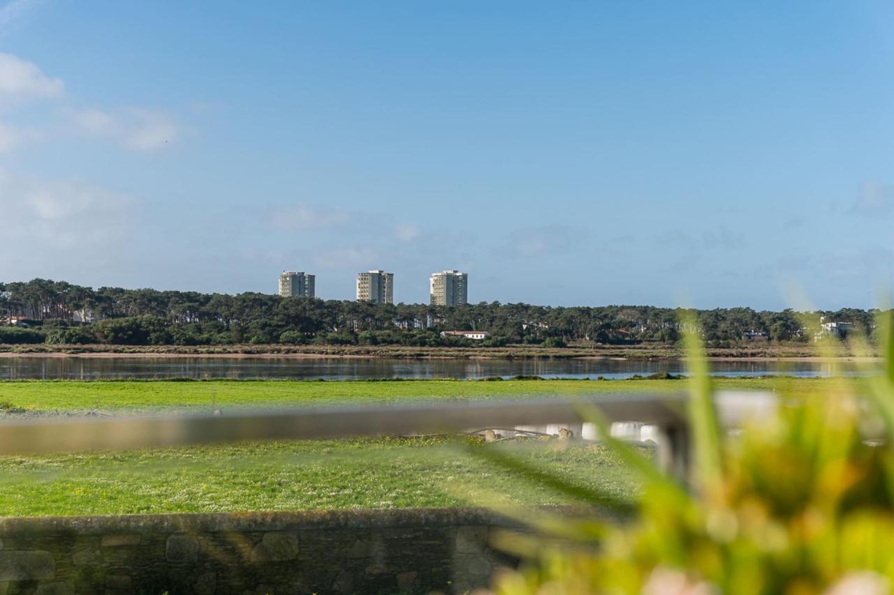 Beachfront Villa In إسبونسيندي المظهر الخارجي الصورة
